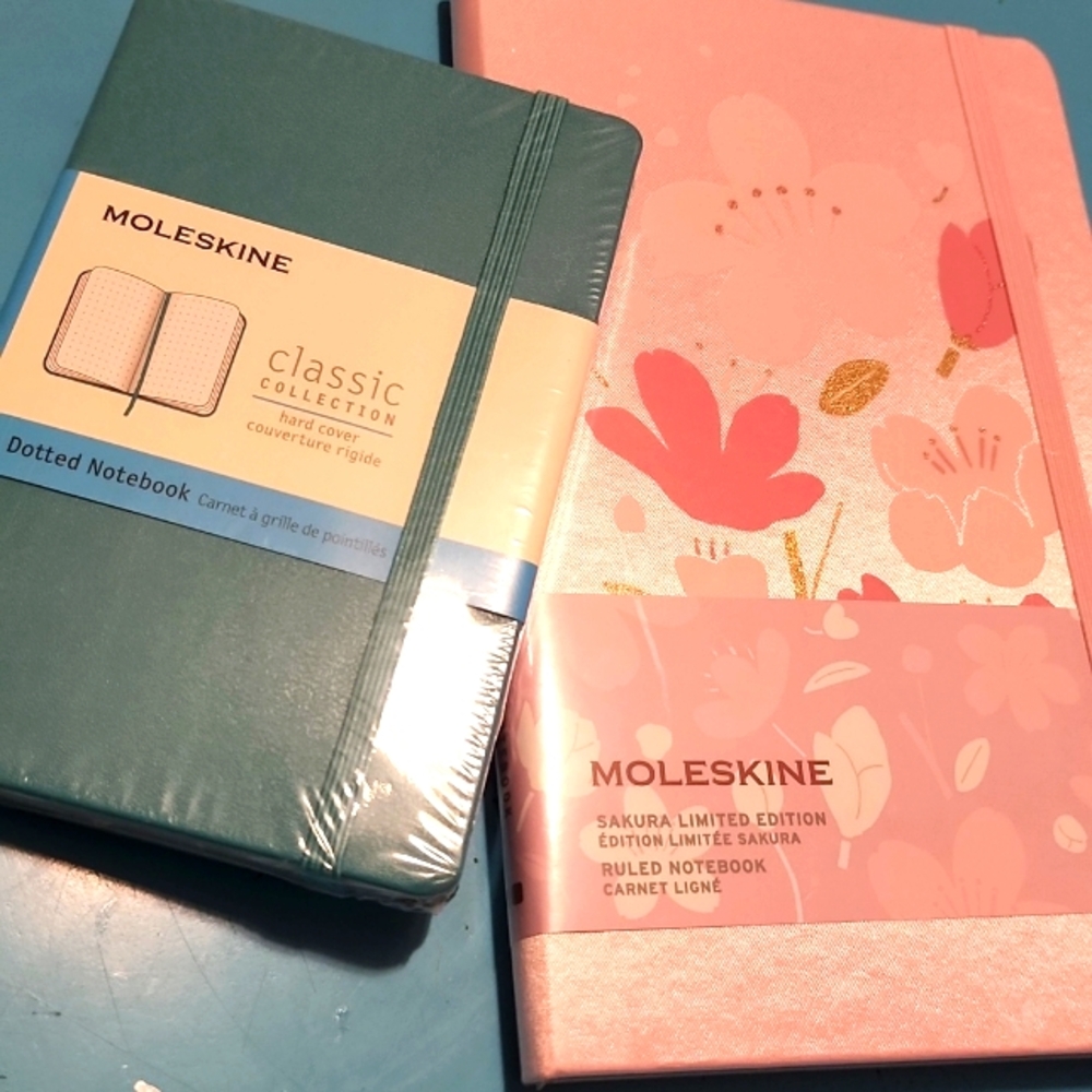 NEW Pair Moleskine notebooks SAKURA Ltd. Edition, Classic Edition